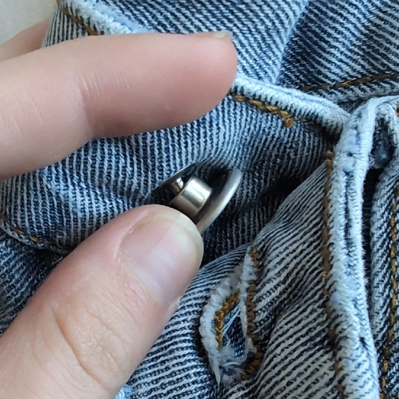 SHEIN Blue Boyfriend Jeans with Distressed Details - Picture 5 of 5